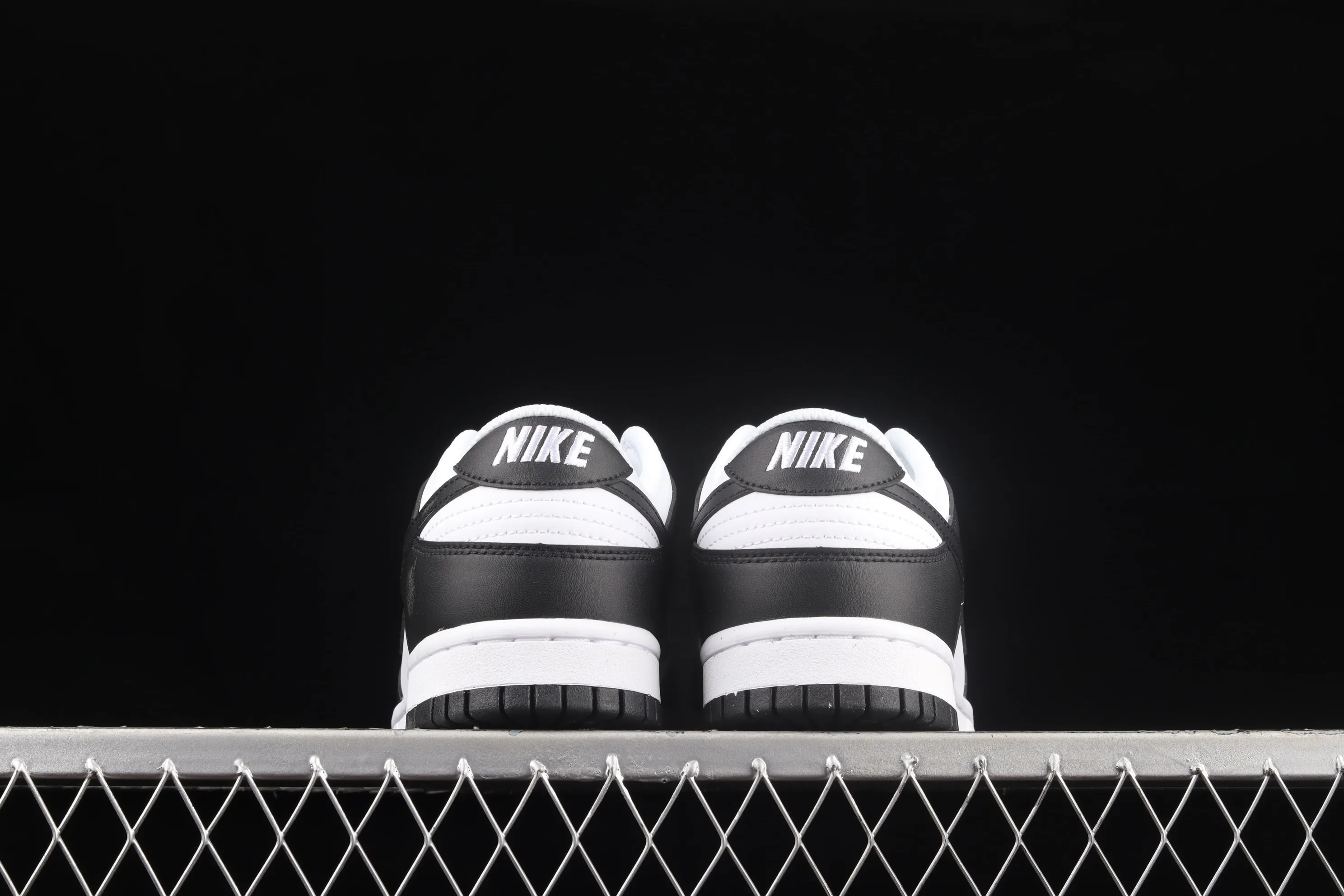 All categories Nk SB Dunk series Nk SB Dunk Low low-top sneakers Nk Dunk Low Next Nature "White/Black" new environmentally friendly series black and white Panda 2.0 casual skate shoes DD1873-102